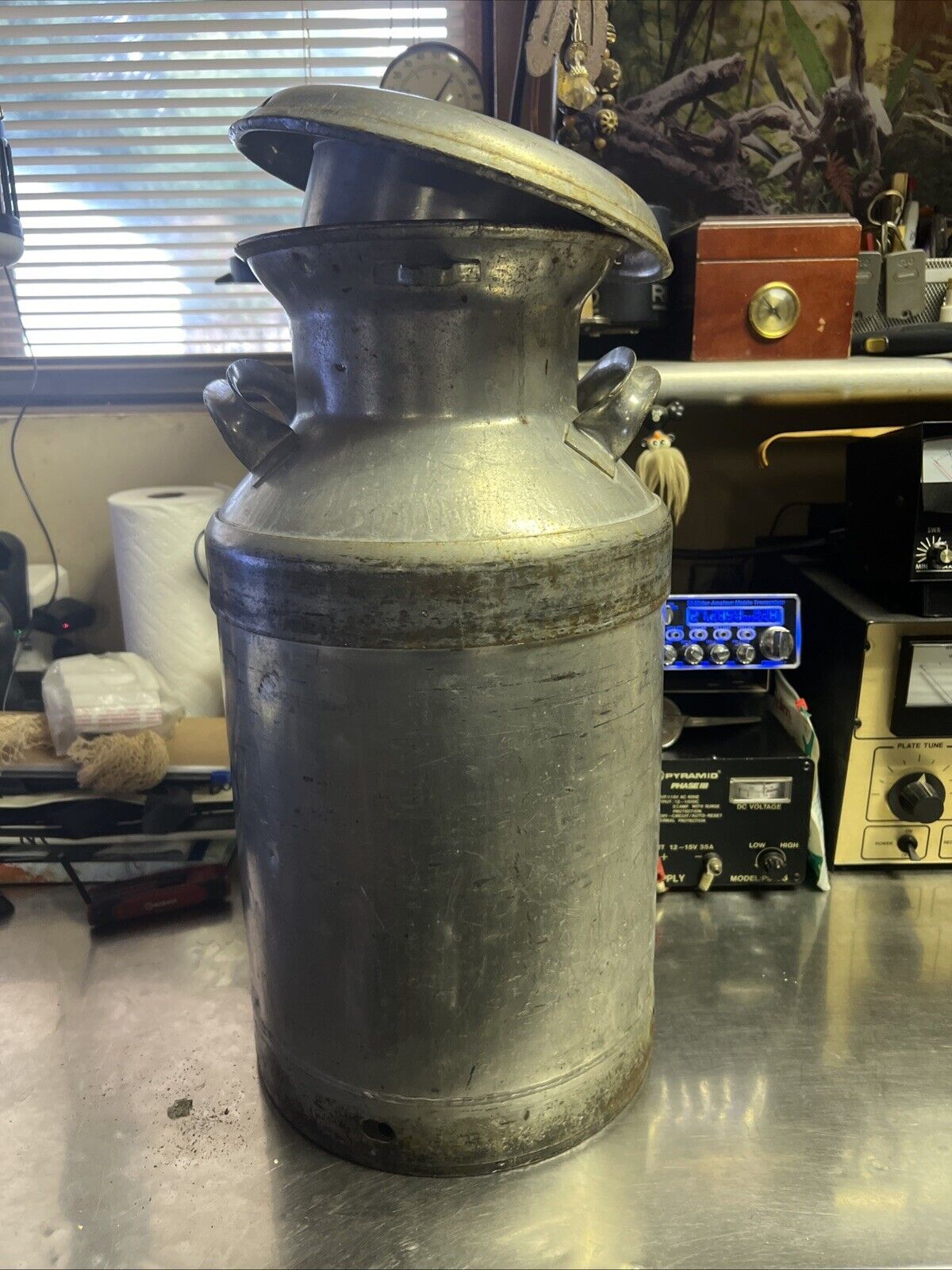 Vintage Large Steel 10 Gallon Farmhouse Dairy Metal Milk Can with Lid Superior