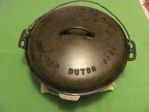 Griswold #10 Cast Iron Tite-Top Dutch Oven Erie 835 B. Lid 2553 A 1920. USA.
