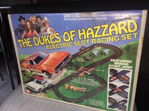 slot racing set dukes of hazzard