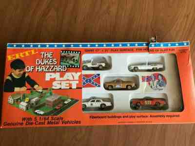  Rare ERTL The Dukes Of Hazzard Play Set General Lee Cooters Truck Daisy Jeep