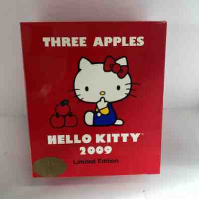 Three Apples 2009 HELLO KITTY 35th Anniversary Plush Toy Limited /500 w/ Box New