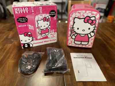 Hello Kitty Personal Mini Fridge 76009-TA Warms & Cools with Box 2011
