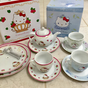 RARE Hello Kitty Crabtree & Evelyn High Tea Set Cup Saucer Pot Cake Stand Sanrio