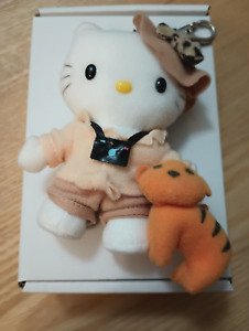 2003 Nakajima Hello Kitty Safari Camera Plush Clip