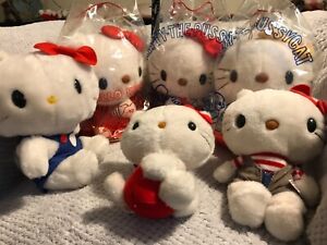 Rare Vintage Sanrio 1976 Hello Kitty (5) Plush Lot + (1) 83’ Blue Overall Doll