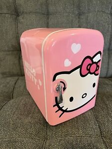 RARE Sanrio Hello Kitty refrigerator personal mini fridge 76009-TRU Warms Cools