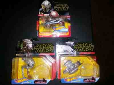 LOT OF 3 HOT WHEELS, 1 CHARACTER CAR AND 2 STARSHIPS FROM THE MANDALORIAN * HOT*