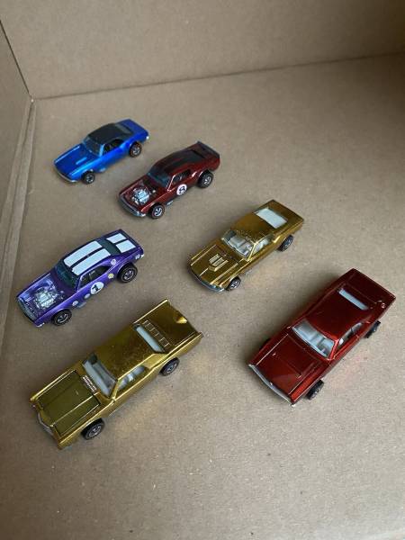 Hot Wheels Redline 53 Vintage Car Lot & 47 Badge Lot Mustangs Corvette Ferrari!!