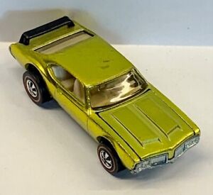 Hot Wheels Yellow Old's 442 Red Line