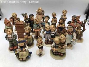 M. J. Hummel Lot Of Figurines