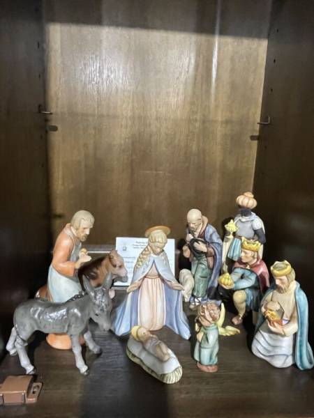 HUMMEL GOEBEL Nativity Set 214 Christmas 1951 Germany With Stable