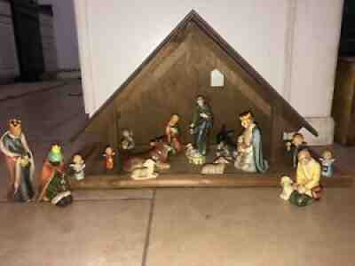 17 Piece Hummel Goebel Nativity Scene with Manger HX Set 1950â??s