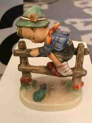  Boy on Fence with Frog Goebel Hummel 1948 Figurine Retreat to Safety 201 2/0  