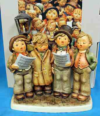 Hummel figurine Wintertime Duet, original MI Hummel Collection, gift-boxed