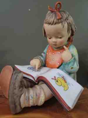 HUGE!! HUMMEL GOEBEL 3/iii BOOKWORM 10â? GIRL READING FIGURINE TMK6