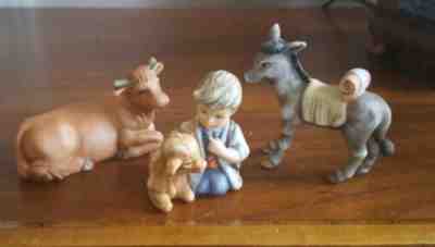 MINT - Goebel Berta Hummel Nativity - Donkey, Cow, Boy 1999 sm.characters