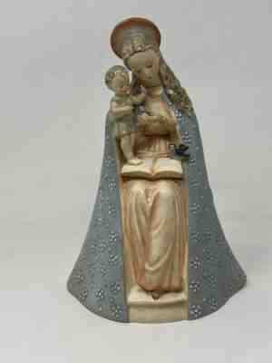 MJ Hummel Goebel Flower Madonna With Child Bluebird 8â? Figurine 10/1 Germany