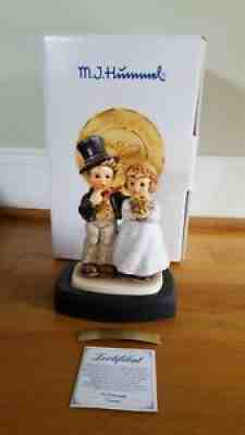 NIB Hummel Dearly Beloved #2003 Wedding First Edition with Certificate, 6 5/8â?Â 