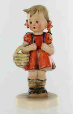 One of the Oldest Hummel Figurines. Perfect Condition Circa 1935 #81 School Girl