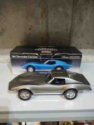 Jim Beam 1968 Corvette Bronze Decanter Regal China EMPTY