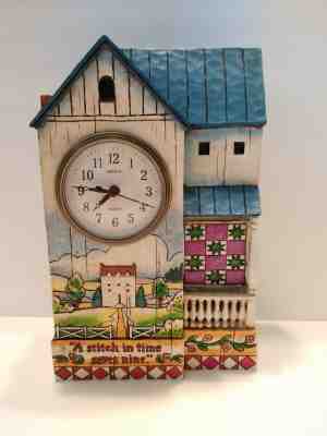 Jim Shore Heartwood Creek Farm House  Mantel Clock #4002961 Works Great