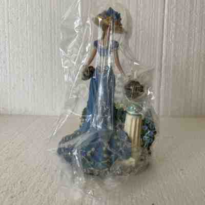 NEW Thomas Kinkade Garden of Prayer ladies of the gardenï¿¼ 7.5