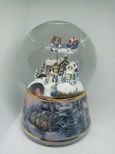 T. Kinkade A0281 Hometown Holiday Snow Globe Lihgt Music. Plays:I'll Be ...X-mas