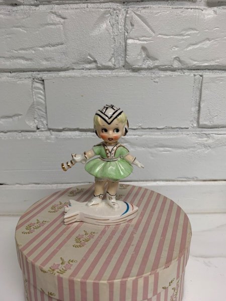vintage rare mcm Consco Napco Lefton astronaut space girl figurine