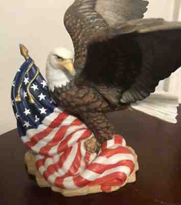 Lenox Freedom's Guardian Bald Eagle Figurine Smithsonian Institute 1995