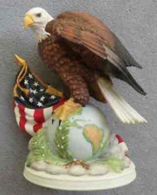 Lenox China â??Spirit of Peaceâ? Bald Eagle Figurine 1995 Mint w COA