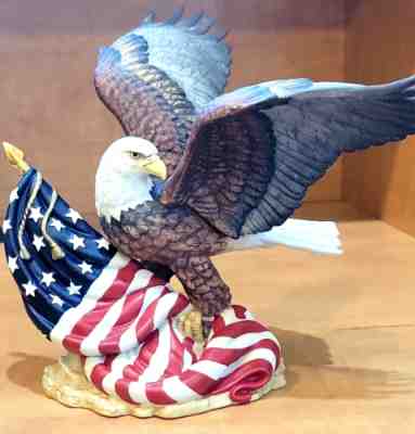 Lenox, Bald Eagle with American Flag Figurine. 