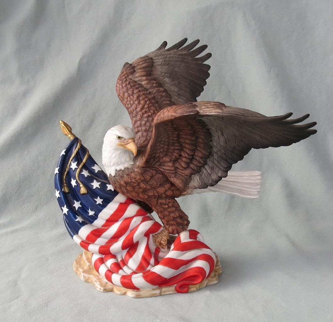 LENOX CHINA 1995 FREEDOM'S GUARDIAN BALD EAGLE FIGURINE