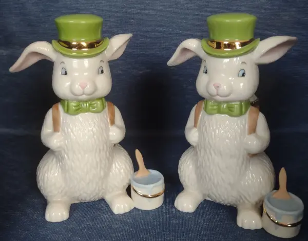 Lenox ~ "Cottontail Caper" ~ Porcelain EASTER BUNNY ~ 6" x 4.25" ~ Last one!