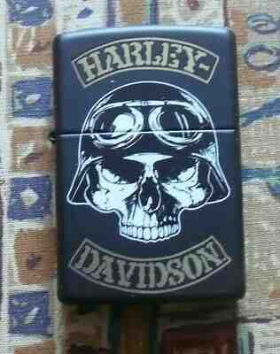 HARLEY DAVIDSON SKULL MOTORBIKE RIDER ZIPPO LIGHTER FREE P&P FREE FLINTS