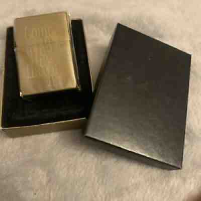 ZIPPO LIGHTER 2002 BRASS MARLBORO COME TO WHERE THE FLAVOR IS Pat 2032695