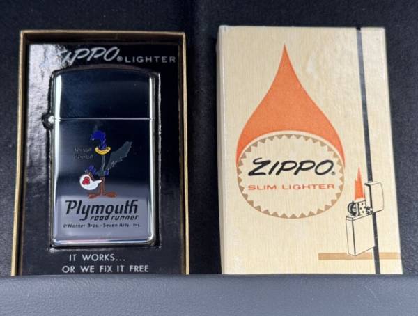 Rare Vintage 1970 Plymouth Road Runner Warner Bros Slim Zippo Lighter