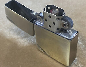 Vintage 1938-40 zippo 4BLL Hinge Original 14Hole Insert Pat.2032695