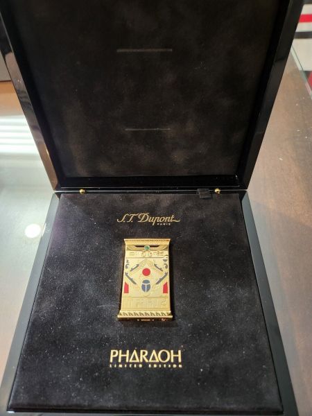 NEW S.T. Dupont Pharaoh Ligne 2 Lighter Gold Limited Edition 2004 NIB Never Used