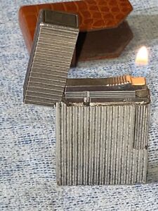 Rare S.T. Dupont Lighter Ligne 2 Small Short [Gatsby] Vertical Line Design L2S-1