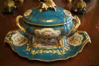 Limoges Porcelain Ancienne Fabrique Royale Centerpiece, Bowl with Lead and Plate