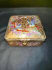D258) LIMOGES HAND PAINTED HUMMINGBIRDS FLOWER GOLD BOX 4" SIGNED
