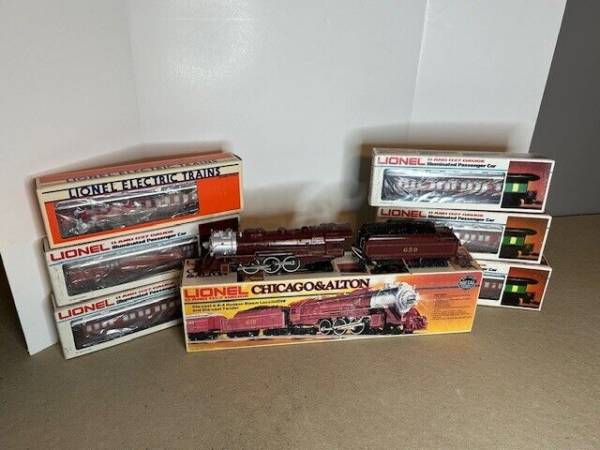 Lionel Chicago and Alton Train 6 Car Passenger Set 6-8101, 9554-58, +9599 Add-On
