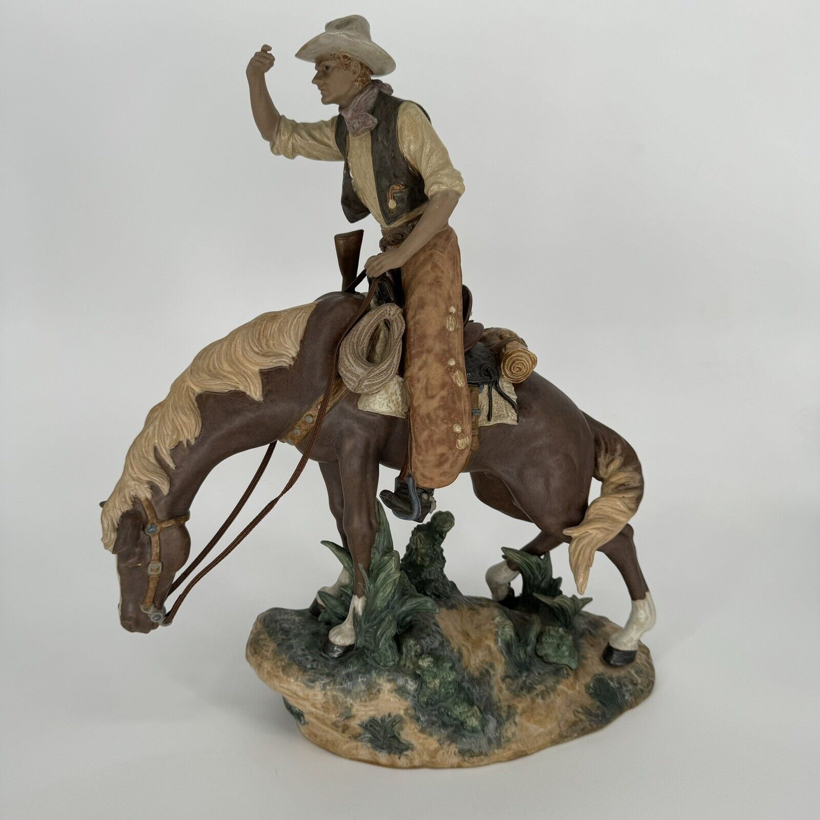 Lladro Trail Boss Western Cowboy Statue Limited Edition #104 Signed with Box