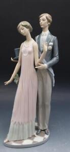 Lladro Porcelain Figurine High Society #1430 Elegant Standing Couple