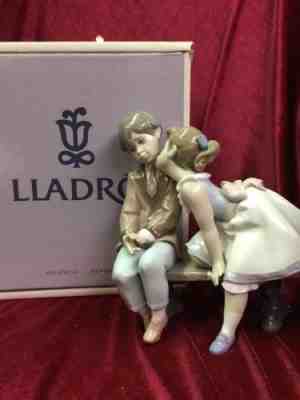 Top Lladro Figurine 07635