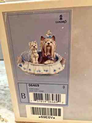 LLADRO OUR COZY HOME # 6469 YORKSHIRES DOGS YORKIE PUPPY MINT w/BOX FAST SHIP!!!