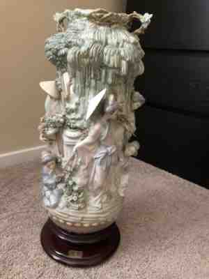 Lladro Japanese Vase Ref #1536 Limited Edition