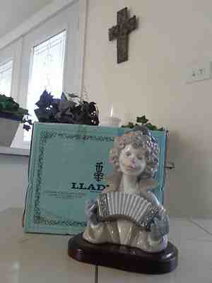 LLADRO FINE MELODY CLOWN  BUST 5585 DISPLAY BASE MINT FASTSHIP***SALE $50 OFF***