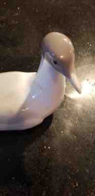  LLADRO  PORCELAIN SEAGULL FIGURINE # 1051 RETIRED 1986