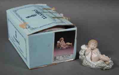 Lladro BABY JESUS #5478 Christmas Nativity Porcelain Figurine w/ Box
